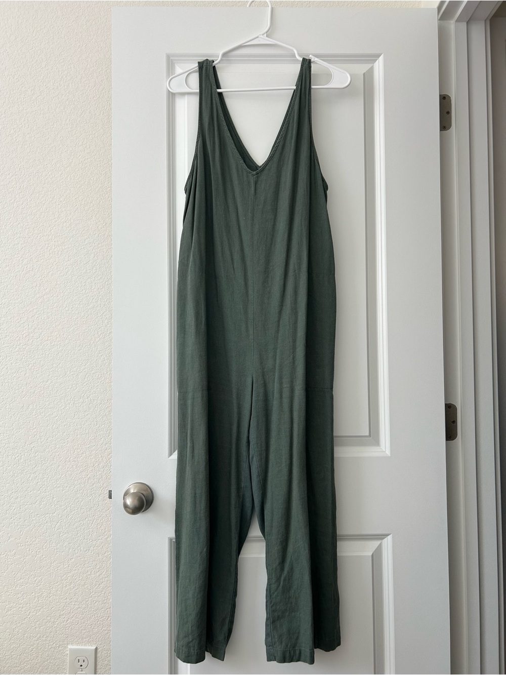 Universal Thread Olive Green V-Neck Relaxed Jumpsuit